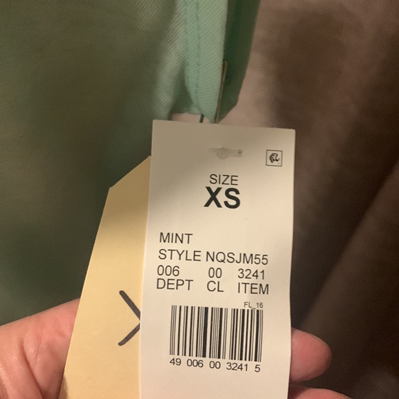 NWT Freeze oversized graphic tank size XS - Picture 2 of 4